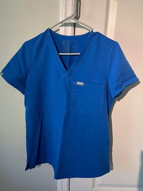 FIGS V-Neck Scrub Top in Royal Blue - Lightly worn!!!